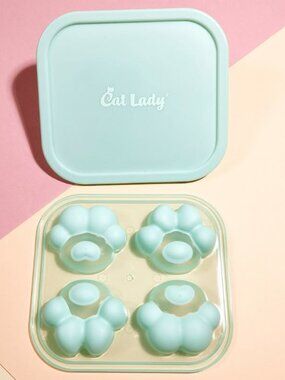 NEW Cat Lady Paw Ice Cube Tray